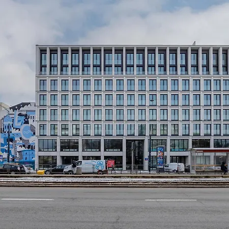 Chronos Z Klimatyzacja Na Warszawskiej Woli Od Renters Prestige Варшава