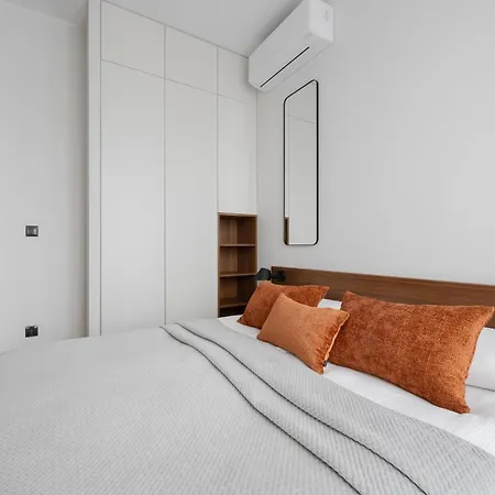 Апартаменты Chronos Z Klimatyzacja Na Warszawskiej Woli Od Renters Prestige *