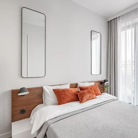 Chronos Z Klimatyzacja Na Warszawskiej Woli Od Renters Prestige *