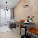 Chronos Z Klimatyzacja Na Warszawskiej Woli Od Renters Prestige Appartement *